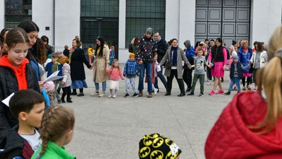 Уродженка Тернопільщини провела гаївки для українців у Польщі Уродженка Тернопільщини провела гаївки для українців у Польщі