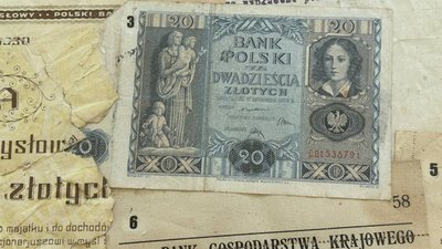Знайдені гроші та документи