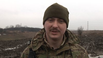 "Нас об’єднує жага до боротьби". Оборонці Бахмута тренуються між боями "Нас об’єднує жага до боротьби". Оборонці Бахмута тренуються між боями