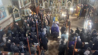 На Закарпатті попрощалися із полеглим захисником Ярославом Багрієм На Закарпатті попрощалися із полеглим захисником Ярославом Багрієм