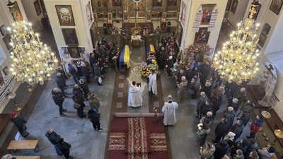 У Полтаві попрощались із воїнами, які полягли обороняючи Україну