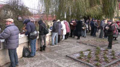 У Рівному сім'я волонтерів годує людей у скруті У Рівному сім'я волонтерів годує людей у скруті