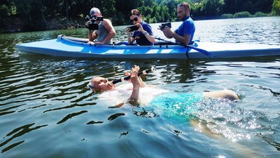 Житель Харківщини встановив рекорд, загравши на флейті під час запливу на спині