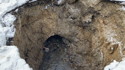 З 15 лютого почнуть ремонтувати провалля на дорозі у селі Ворочево на Закарпатті З 15 лютого почнуть ремонтувати провалля на дорозі у селі Ворочево на Закарпатті