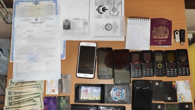 Мешканець Одеси очолив угрупування, яке займалося нелегальною міграцією та контрабандою – СБУ Мешканець Одеси очолив угрупування, яке займалося нелегальною міграцією та контрабандою – СБУ