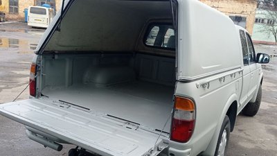 У Сумах працівники комунального підприємства "Електроавтотранс" придбали автівку для військових У Сумах працівники комунального підприємства "Електроавтотранс" придбали автівку для військових