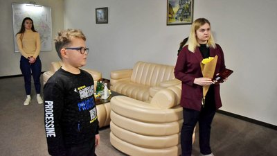 На Волині рідним загиблого бійця 14 бригади вручили держнагороду На Волині рідним загиблого бійця 14 бригади вручили держнагороду