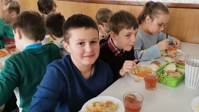 У школах Луцька з нового року зросте вартість харчування У школах Луцька з нового року зросте вартість харчування
