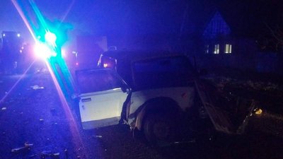 Автомобіль ВАЗ-2107 після ДТП у Максимівці на Харківщині 11 грудня 2025 року
