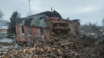 Пошкоджений будинок у Цупівці Дергачівської громади після ударів КАБ