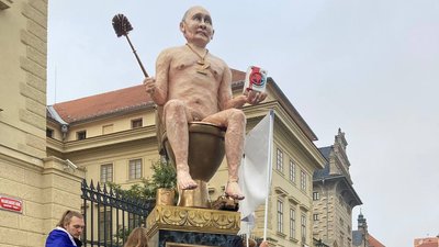 У Празі влаштували проукраїнську демонстрацію на тлі неформального саміту ЄС У Празі влаштували проукраїнську демонстрацію на тлі неформального саміту ЄС