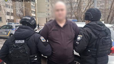 Поліція затримала чоловіка, який сміявся з прапорів на Майдані