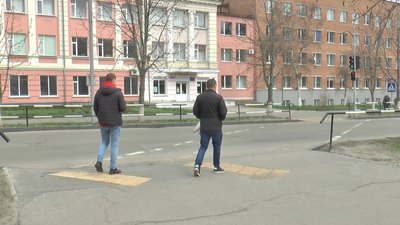 "Людина буде дезорієнтована". Марина Бабець про тактильну плитку у Полтаві
