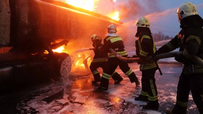 Віз 10 тисяч літрів пального до Черкас: на заправці на Київщині сталася пожежа Віз 10 тисяч літрів пального до Черкас: на заправці на Київщині сталася пожежа