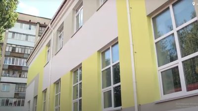 Сім класів та спортзал: у Хмельницькому відкрили новий корпус у ліцеї №17
