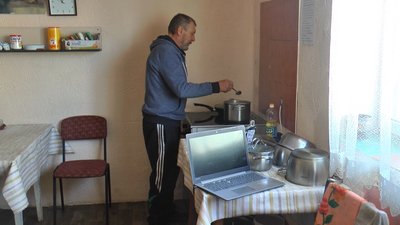 Куля у плечі залишиться назавжди. Історія переселенця з Донеччини, який вижив після поранення Куля у плечі залишиться назавжди. Історія переселенця з Донеччини, який вижив після поранення