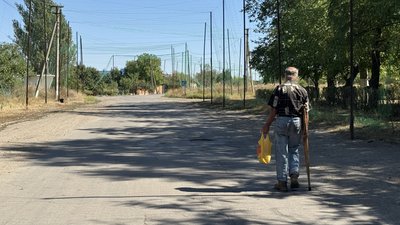 Як виживає прифронтова Новоіванівка на Запоріжжі