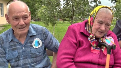 «Основне, щоб була любов»: біля Полтави зібралися три десятки пар, які одружені понад 50 років «Основне, щоб була любов»: біля Полтави зібралися три десятки пар, які одружені понад 50 років
