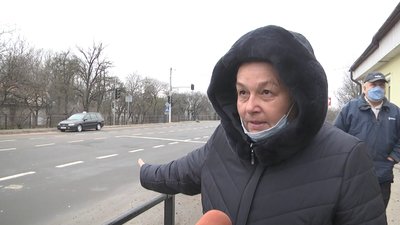 Майже два місяці у селі на Тернопільщині не зупиняються автобуси Майже два місяці у селі на Тернопільщині не зупиняються автобуси