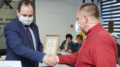 Безкоштовно, якісно, задурно: в Івано-Франківську нагородили волонтерів Безкоштовно, якісно, задурно: в Івано-Франківську нагородили волонтерів