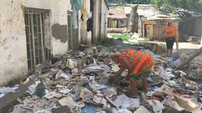 Вдруге за літо: у житловому будинку в Одесі знов обвалився дах