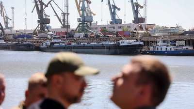 Порти Ізмаїл та Рені на Одещині стали головними експортними "воротами" України в європейські країни Порти Ізмаїл та Рені на Одещині стали головними експортними "воротами" України в європейські країни