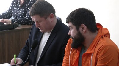 Справа псевдоволонтера з Калуша Віталія Хемича: допит обвинуваченого перенесли Справа псевдоволонтера з Калуша Віталія Хемича: допит обвинуваченого перенесли