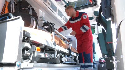 Із такою командою не страшна війна — історія про героїв медичного фронту