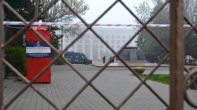 Пускають по двоє та в масках: як проходять роковини 2 травня Одесі Пускають по двоє та в масках: як проходять роковини 2 травня Одесі