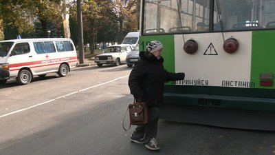 Підземний чи наземний: у Рівному ремонтують підземку, яка не всіх влаштовує
