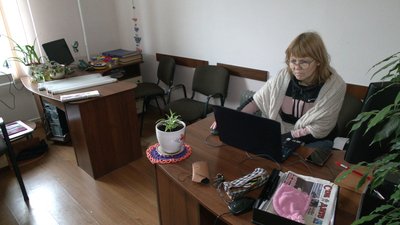 Офісна будівля у центрі Рівного — понад тиждень без електрики. В чому справа Офісна будівля у центрі Рівного — понад тиждень без електрики. В чому справа