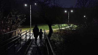 електрика, ліхтарі