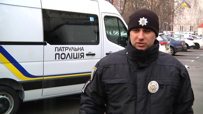 Патрульна поліція Житомирщини презентувала пересувну лабораторію, яка проводить техогляд автомобілів Патрульна поліція Житомирщини презентувала пересувну лабораторію, яка проводить техогляд автомобілів