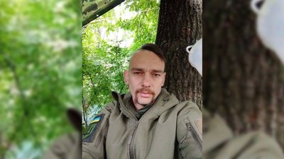 У Вишневому попрощалися із загиблим Олександром Криволапом У Вишневому попрощалися із загиблим Олександром Криволапом