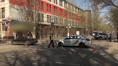 Через ДТП у центрі Херсона рух громадського транспорту був зупинений на кілька годин