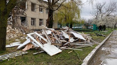 Голова Баштанської РВА Дмитрів розповів подробиці щодо обстрілу лікарні в райцентрі на Миколаївщині Голова Баштанської РВА Дмитрів розповів подробиці щодо обстрілу лікарні в райцентрі на Миколаївщині