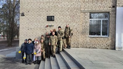 Першу меморіальну дошку В'ячесла́ву Чорноволу встановили на Запоріжжі