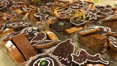 Жителька Тернопільщини спекла солодощі для малозабезпечених Жителька Тернопільщини спекла солодощі для малозабезпечених