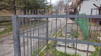 У Полтаві працюють всі водорозбірні колонки: де розміщені та як скористатися У Полтаві працюють всі водорозбірні колонки: де розміщені та як скористатися