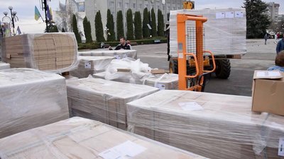 На Тернопільщині в гуртожитку облаштовують соціальне житло для переселенців На Тернопільщині в гуртожитку облаштовують соціальне житло для переселенців