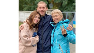 З полону повернули захисника "Азовсталі" Дмитра "Ореста" Козацького з Житомирщини З полону повернули захисника "Азовсталі" Дмитра "Ореста" Козацького з Житомирщини