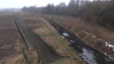 Протитранспортний рів, контрольно-слідова смуга, загородження – як охороняють кордон із Росією Протитранспортний рів, контрольно-слідова смуга, загородження – як охороняють кордон із Росією