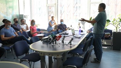 У Дніпрі обговорили нові правила розміщення рекламних білбордів