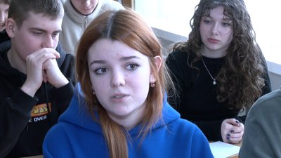 Одинадцятикласниця Дарія Гаїнська Одинадцятикласниця Дарія Гаїнська