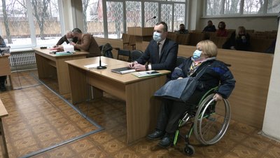 "Ці злочинці й досі не за ґратами": суд про пограбування жінки з інвалідністю у Харкові "Ці злочинці й досі не за ґратами": суд про пограбування жінки з інвалідністю у Харкові