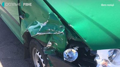 На Рівненщині легковик в'їхав у мотоблок: є травмований