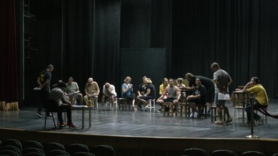Актори Черкаського драмтеатру готуються до нового сезону Актори Черкаського драмтеатру готуються до нового сезону