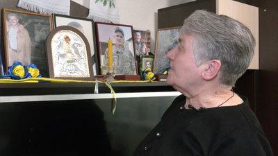 "Він ніколи не відправляв хлопців самих": мама загиблого бійця Волоідає про синадимира Чуйка розповіла про сина "Він ніколи не відправляв хлопців самих": мама загиблого бійця Волоідає про синадимира Чуйка розповіла про сина