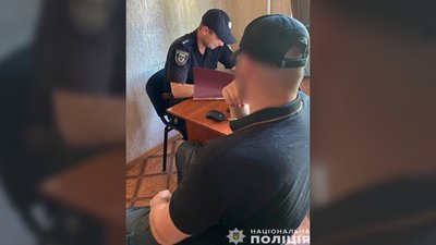 Затриманий чоловік в Чернігові за підозрою в шахрайстві