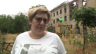 Прифронтове Курахове Донецька область обстріли люди Прифронтове Курахове Донецька область обстріли люди